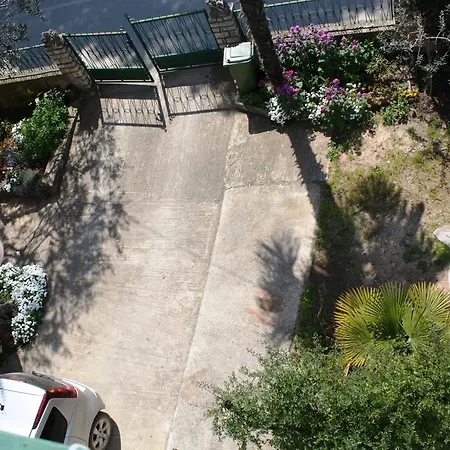 Apartament Serge 3 *